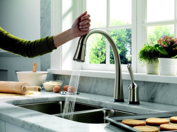 Delta Touch Activated Faucet resized 600
