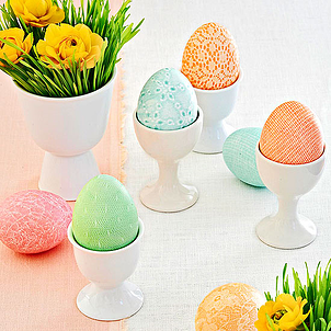 easter eggs with daffy%27s resized 600