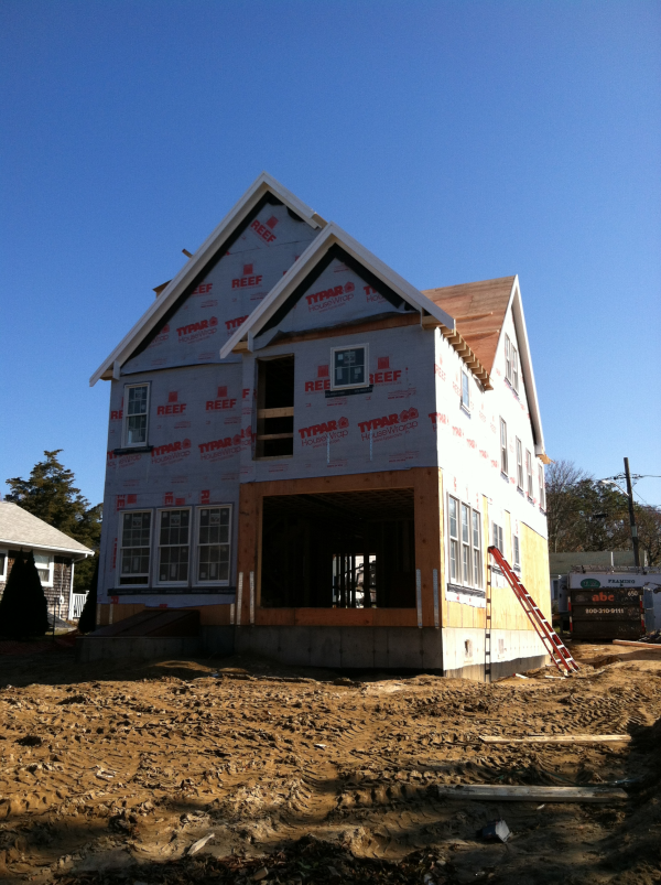 Cape cod charmer near Mayflower Beach