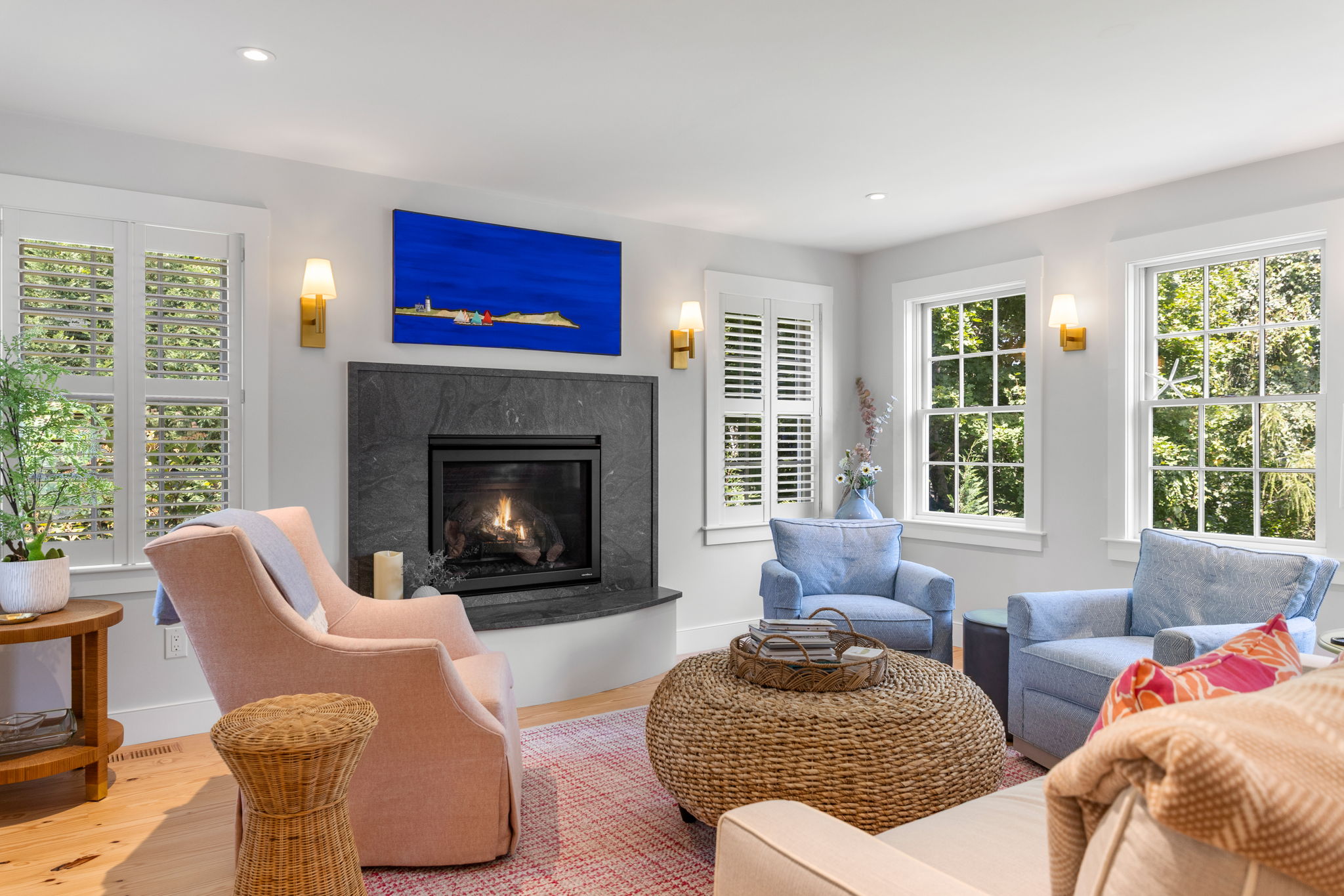 27-web-or-mls-4224-main-st