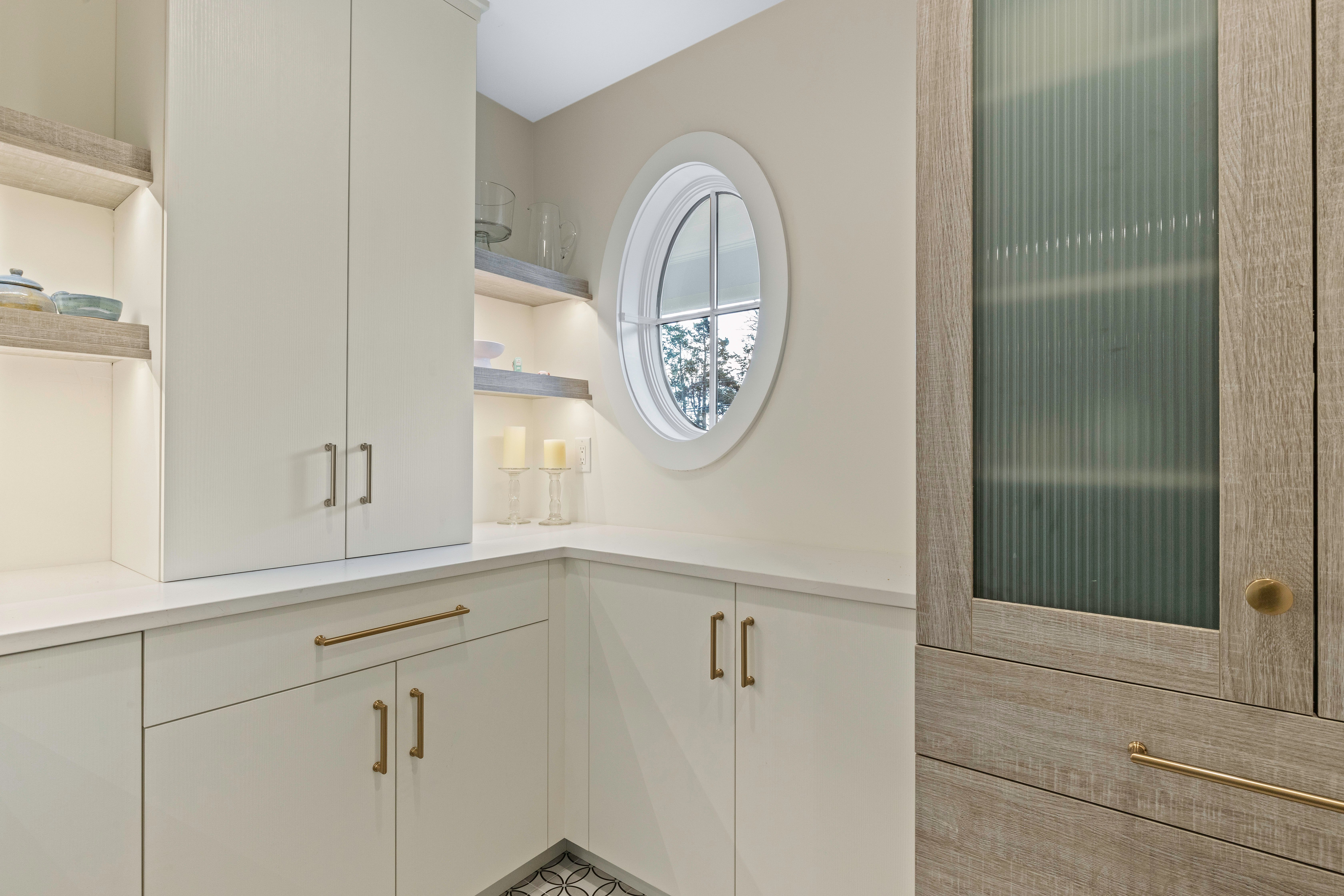 REEF Custom Pantry